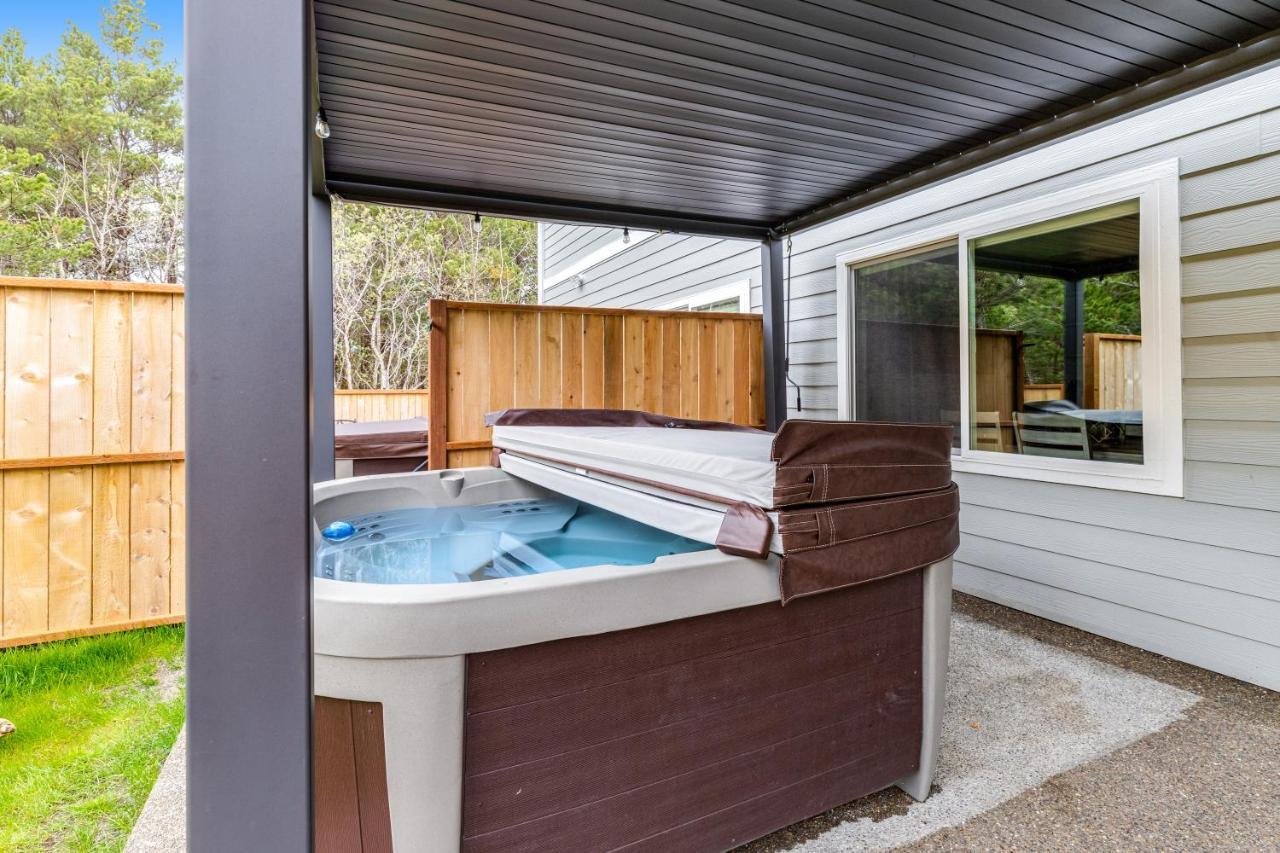 Surfside Villa Westport Ngoại thất bức ảnh